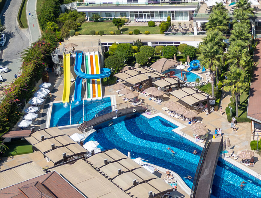 adalya-ocean-kaydıraklı-havuz-galeri-2.jpg