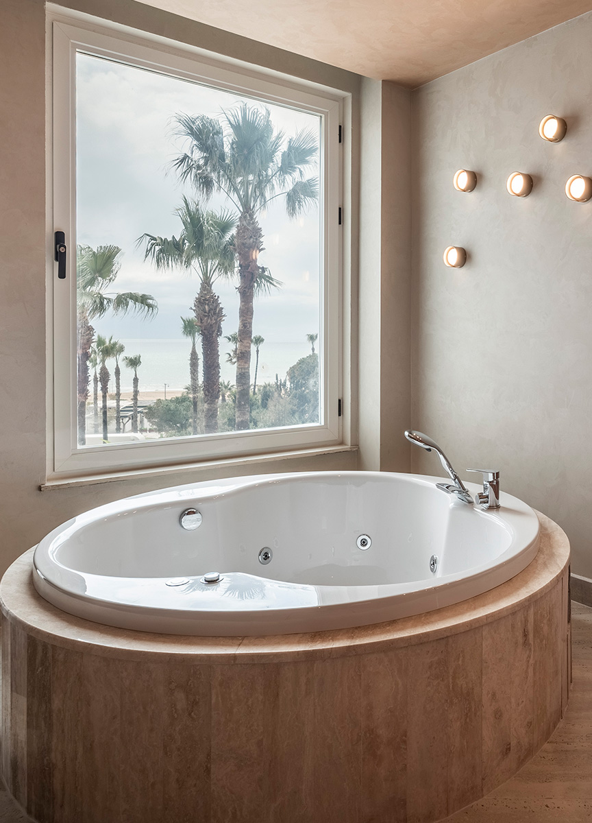 adalya-bliss-konaklama-superior-jacuzzi-sea-view-detay-2.jpg