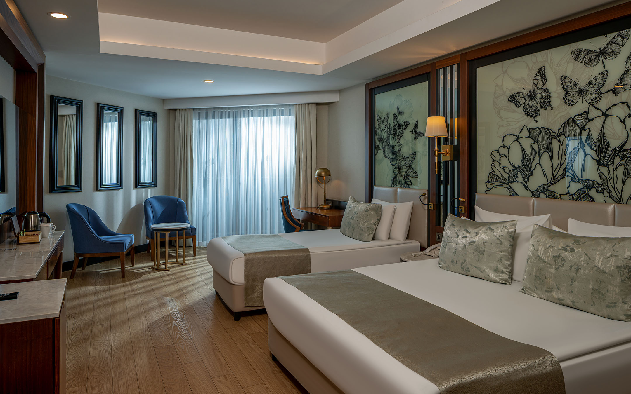 adalya-elite-lara-yandan-deniz-erisilebilir-oda-bannerd2.jpg